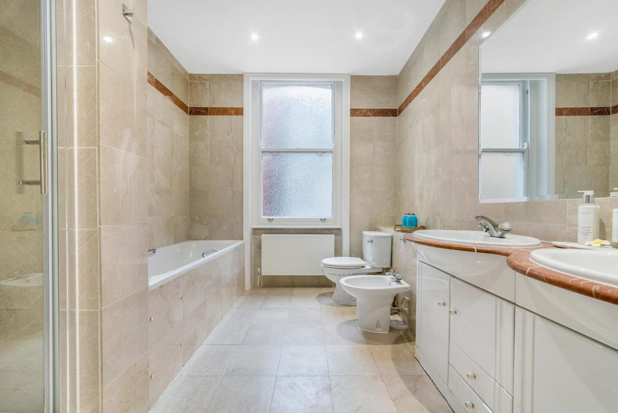 Spectacular 3 Bed In Berkeley Sq Mayfair Londres Exterior foto
